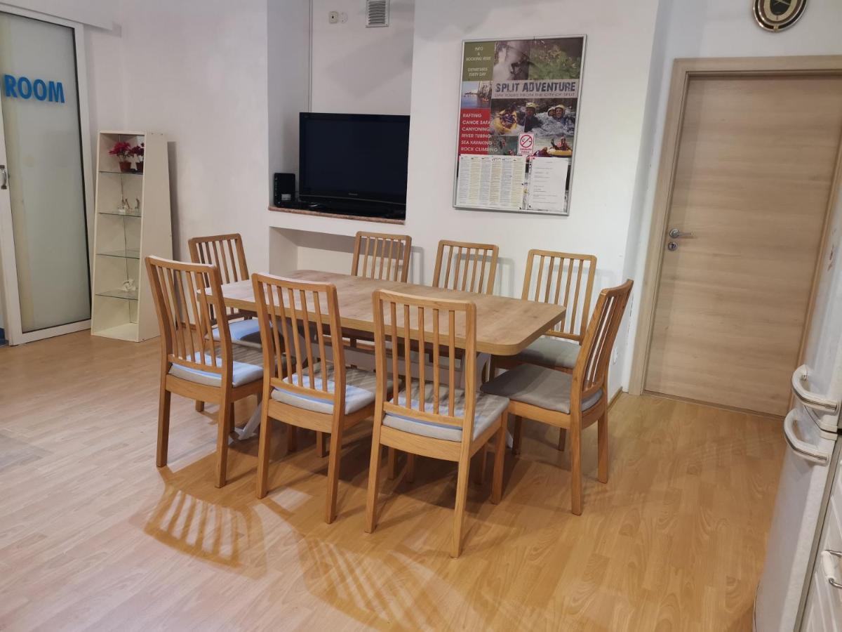 Spacious 140M2 Downtown 3 Bedroom Apartment Split Extérieur photo