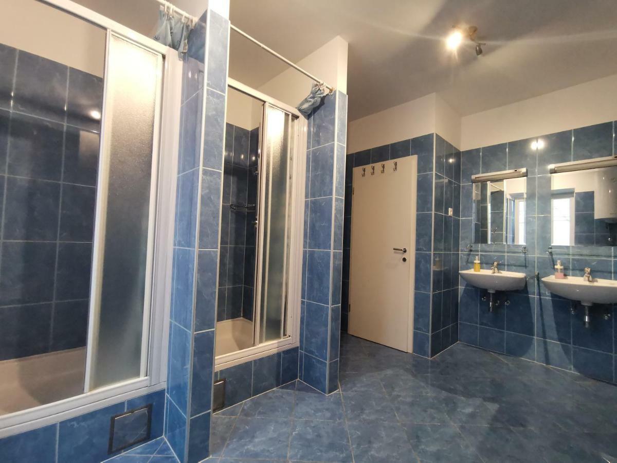 Spacious 140M2 Downtown 3 Bedroom Apartment Split Extérieur photo